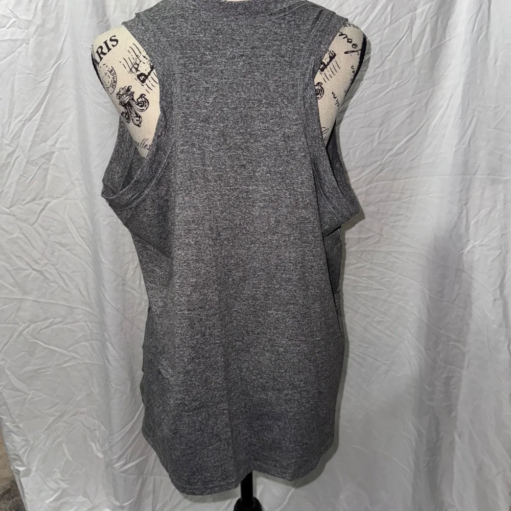Tank top - Picture 3 of 4